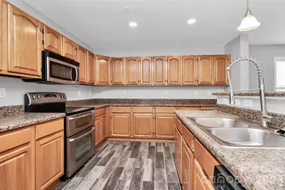 15705 Lakepoint Forest Drive, Charlotte, NC 28278 - Photo 15