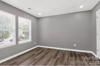 15705 Lakepoint Forest Drive, Charlotte, NC 28278 - Photo 25