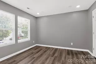 15705 Lakepoint Forest Dr, Charlotte, NC 28278 - Photo 25