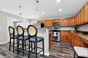 15705 Lakepoint Forest Dr, Charlotte, NC 28278 - Photo 11