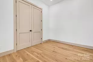 27 Baxter Woods Ln, Candler, NC 28715 - Photo 21