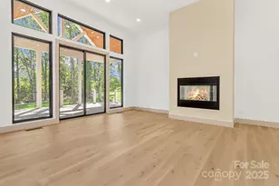 27 Baxter Woods Ln, Candler, NC 28715 - Photo 7