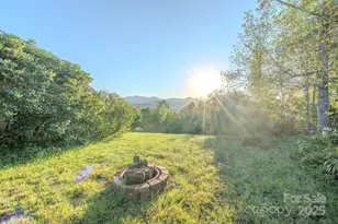 565 Overlook Dr, Spruce Pine, NC 28777 - Photo 21