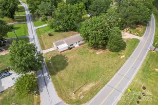 2697 Knotty Pine Dr, Lancaster, SC 29720 - Photo 37