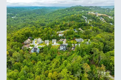 332 Millbrae Loop, Hendersonville, NC 28791 - Photo 3