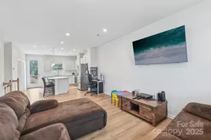 1134 Keydet Dr, Charlotte, NC 28216 - Photo 11