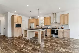 131 Boxwood Ln, Forest City, NC 28043 - Photo 9