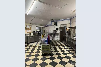 508 W State Street, Black Mountain, NC 28711 - Photo 5