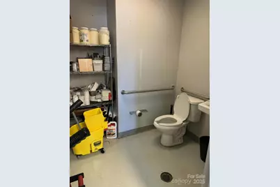 106 1st Avenue S, Conover, NC 28613 - Photo 19