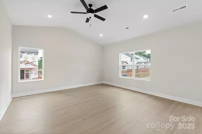 4021 Bolo Drive, Charlotte, NC 28215 - Photo 5