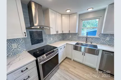 7812 Highbanks Court, Charlotte, NC 28212 - Photo 9