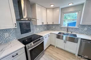 7812 Highbanks Ct, Charlotte, NC 28212 - Photo 9