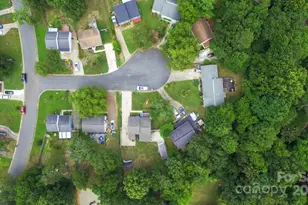 7812 Highbanks Ct, Charlotte, NC 28212 - Photo 21