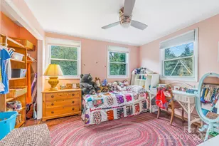 127 Jonestown Rd, Asheville, NC 28804 - Photo 17