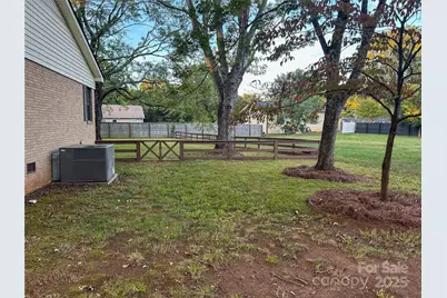 3950 Harrisburg Drive, Harrisburg, NC 28075 - Photo 19