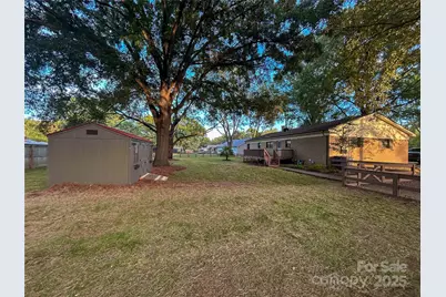 3950 Harrisburg Drive, Harrisburg, NC 28075 - Photo 17