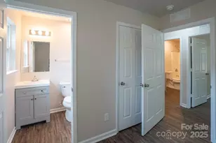 2310 Caronia St, Charlotte, NC 28208 - Photo 17