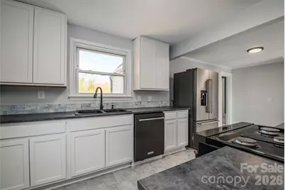 210 Lincoln Street SW, Concord, NC 28025 - Photo 7