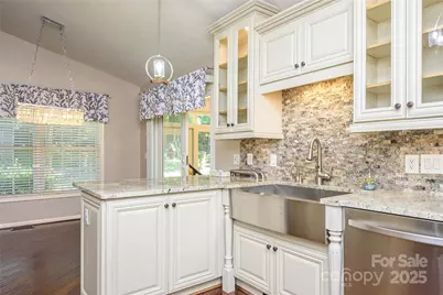 95 BridgetteÂ loop Road, Hendersonville, NC 28791 - Photo 9