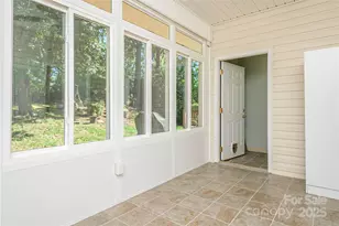 95 BridgetteÂ loop Rd, Hendersonville, NC 28791 - Photo 41