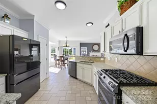 1125 Rachel Anne Dr, Belmont, NC 28012 - Photo 5