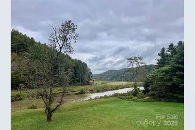 567 Daniel Daughters Drive, West Jefferson, NC 28694 - Photo 3