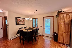 567 Daniel Daughters Dr, West Jefferson, NC 28694 - Photo 7