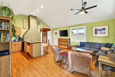 809 Montreat Road, Black Mountain, NC 28711 - Photo 5