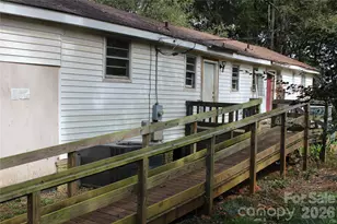 1617 Red Rd, Shelby, NC 28150 - Photo 5