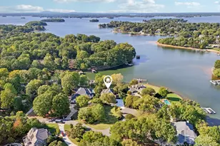 19525 Mary Ardrey Cir, Cornelius, NC 28031 - Photo 9