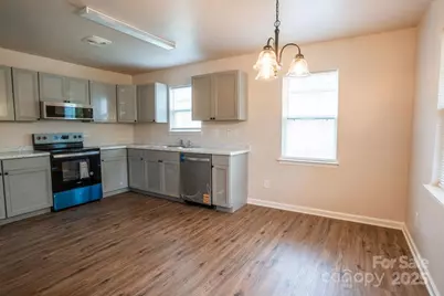 2311 Sherrill Street, Charlotte, NC 28208 - Photo 5