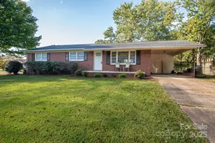 3501 Cinderella Dr, Dallas, NC 28034 - Photo 3