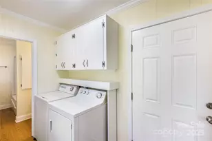 8710 Stokes Ferry Rd, Salisbury, NC 28146 - Photo 15