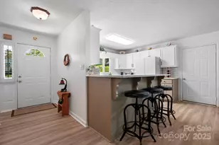 3076 Hunters Ridge Ct, Morganton, NC 28655 - Photo 11