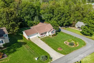 3076 Hunters Ridge Ct, Morganton, NC 28655 - Photo 31