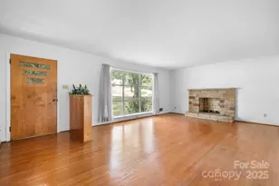 4955 Midway Sand Rd, Hickory, NC 28601 - Photo 5