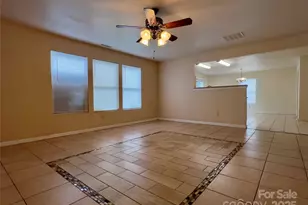 3431 Pikes Peak Dr, Gastonia, NC 28052 - Photo 9