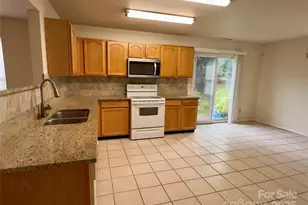 3431 Pikes Peak Dr, Gastonia, NC 28052 - Photo 11