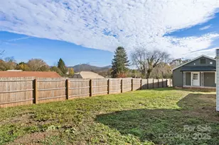 107 Thomas St, Canton, NC 28716 - Photo 23