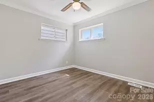 1024 Old Mountain View Rd, Mount Holly, NC 28120 - Photo 25