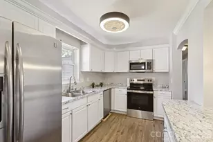 1024 Old Mountain View Rd, Mount Holly, NC 28120 - Photo 9