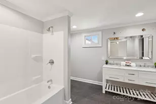 1024 Old Mountain View Rd, Mount Holly, NC 28120 - Photo 37