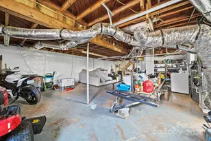 624 Overlook Dr, Newton, NC 28658 - Photo 27