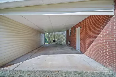 624 Overlook Drive, Newton, NC 28658 - Photo 23