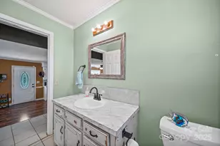 624 Overlook Dr, Newton, NC 28658 - Photo 19