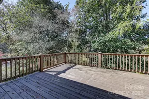 22 E Shore Dr, Asheville, NC 28805 - Photo 15