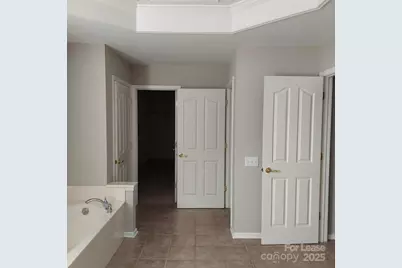 10820 Knight Castle Drive, Charlotte, NC 28277 - Photo 25