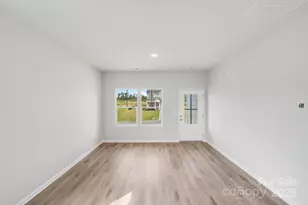 137 Red Cedar Ln, Statesville, NC 28625 - Photo 3