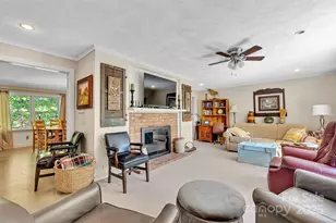 7 Hearthstone Ln, Landrum, SC 29356 - Photo 27