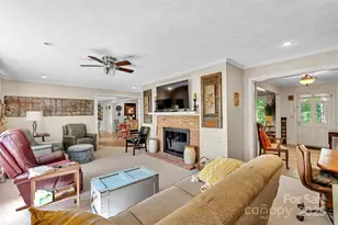 7 Hearthstone Ln, Landrum, SC 29356 - Photo 9